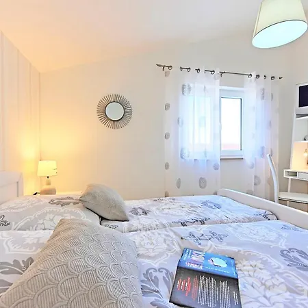 Holiday home Casa Tara Three-bedroom Pula