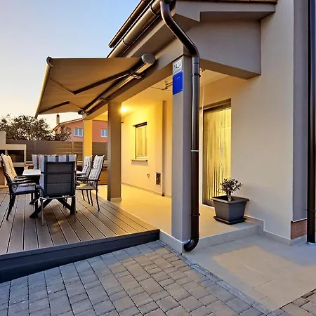 Prázdninový dům Casa Tara Three-bedroom Pula