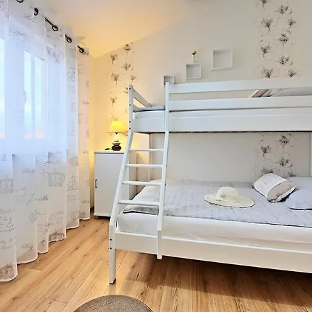 Prázdninový dům Casa Tara Three-bedroom