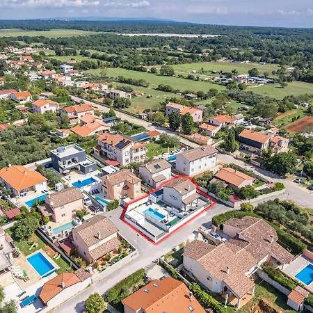 Prázdninový dům Casa Tara Three-bedroom Pula